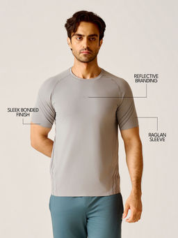 STRCH - Solid Regular Fit Half Sleeve Round Neck T-Shirt
