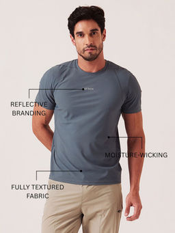 STRCH - Solid Regular Fit Half Sleeve Round Neck Grey T-Shirt