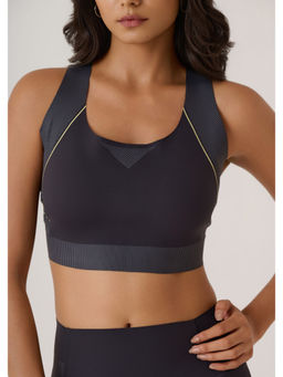 STRCH - Jet Black Solid Slim Fit Sleeveless Racer Back Sports Bra