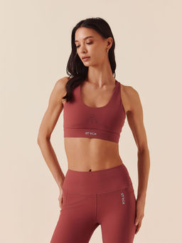 STRCH - Red Solid Slim Fit Sleeveless Sports Bra