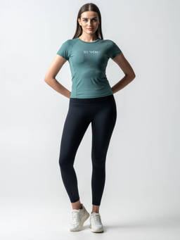 STRCH - Solid Slim Fit Half Sleeve Round Neck Green T-Shirt
