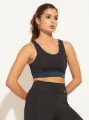 Black color option, Sold out, Currently selected