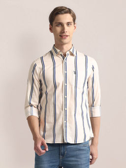 U.S. POLO ASSN. - Tailored Fit Vertical Stripe Shirt