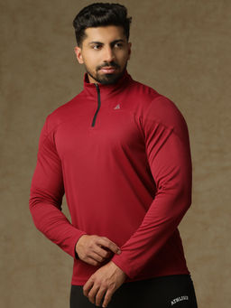 Athlisis - Men Maroon High Neck Dri-Fit Pockets Slim Fit T-Shirt
