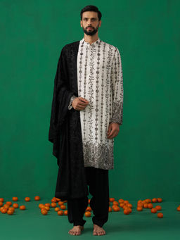 KALPRAAG - Paisley Ivory Kurta with Patiyala and Dupatta