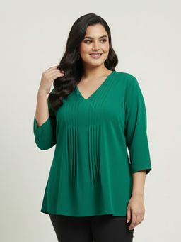 Qurvii - Women Green Crepe Solid Top