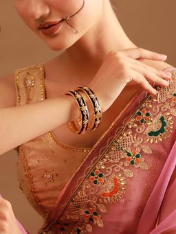 Voylla - Gota Patti Maharani Kala Gul Kada