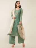 Green color option, Sold out, Currently selected