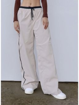 Outzidr - Grey Contrast Piping Sweatpant