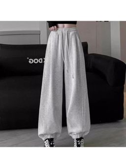 Outzidr - White Wide Leg Solid Joggers