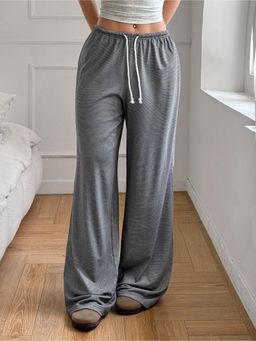Outzidr - Grey Elasticated Drawstring Flared Pant