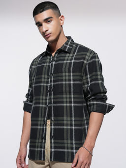 HIGHLANDER - Men Black Dobby Checks Relax Shirt