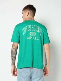 GAP - Men Green Typography Printed Half Sleeves T-shirt