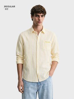 The Indian Garage Co - Men Yellow Cotton Blend Regular Fit Shirt