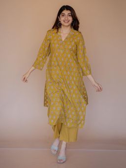 The Indian Ethnic Co. - Avika Yellow Bagru Cotton Straight Kurta