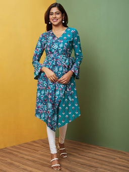Globus - Women Green Printed V-Neck A-Line Kurta