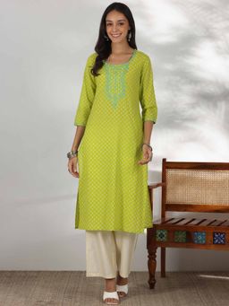 Libas - Green Floral Printed Kurta with Floral Embroidered Yoke