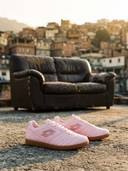 Pink color option, Currently selected