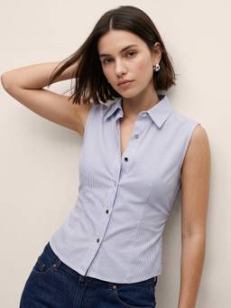 Outzidr - Blue Fitted Sleeveless With Ruching Detail Shirt