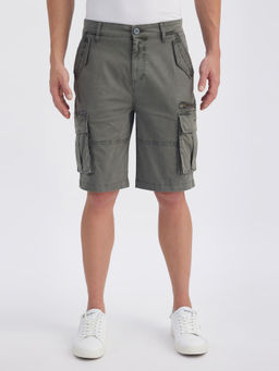 Pepe Jeans - Men Grey Mid Rise Stretch Overdyed Cargo Shorts