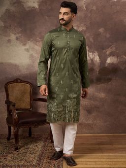 ETHNIC BAY - Men Silk Blend Solid Embroidered Straight Green Kurta