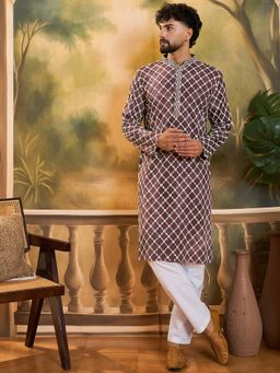 ETHNIC BAY - Men Viscose Rayon Shibori Embroidered Straight Purple Kurta