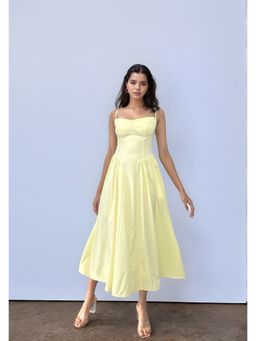 Outzidr - Lime Pointed Waistline Midi Dress