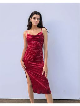 Outzidr - Red Velour Side Slit Cowl Party Midi Dress