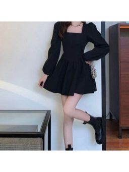 Outzidr - Black Square Neck Full Sleeves Vacay Mini Dress