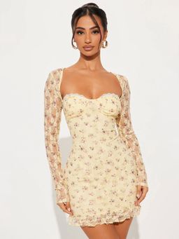 Outzidr - Yellow Printed Sweetheart Neckline Mesh Party Mini Dress