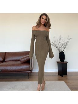 Outzidr - Khaki Off Shoulder Bodycon Maxi Dress