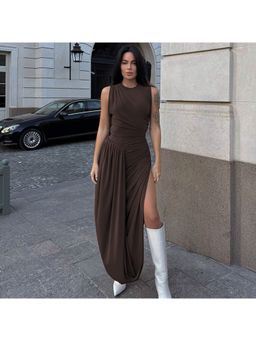 Outzidr - Brown Pleated Side Slit Maxi Dress