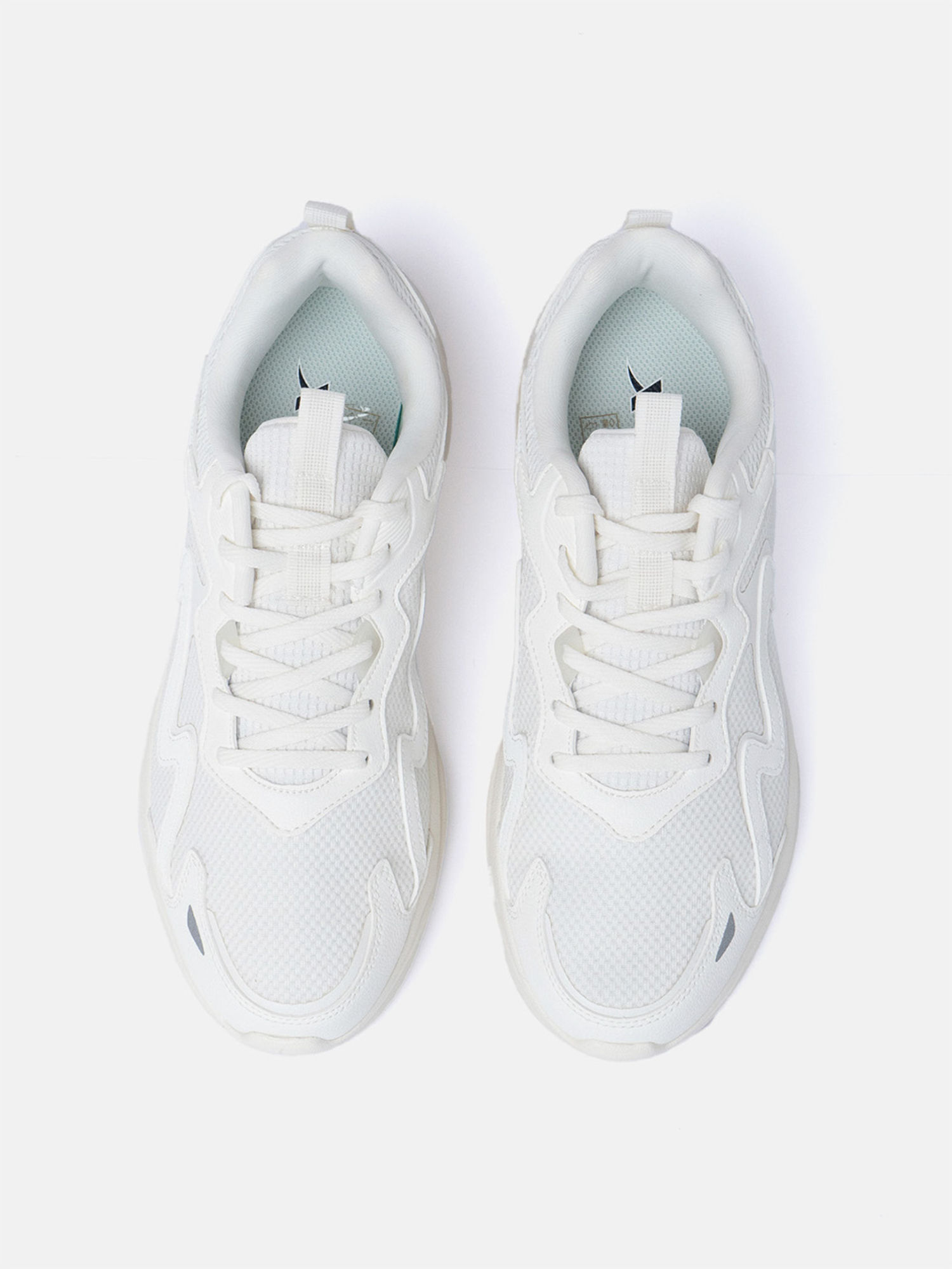 PE ホワイトアウト　まとめ売り Buy Xtep Men Running Sports Outdoor Shoes White (UK 8.5) Online