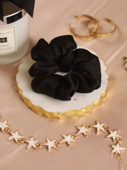 Spotstyl - Pure Silk Ebony Black Midi Scrunchie