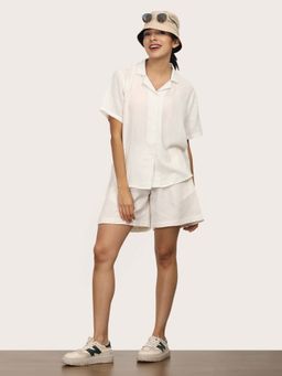 Saltpetre - Women White Half Sleeve Cuban Collar Shirt With Shorts (Set of 2)