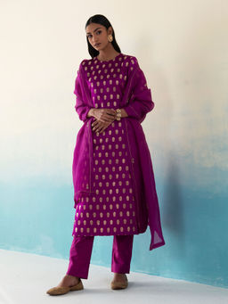 WeaverStory - Jasper Purple Silk Bootidar Kurta with Silk Pants and Organza Dupatta (Set of 3)