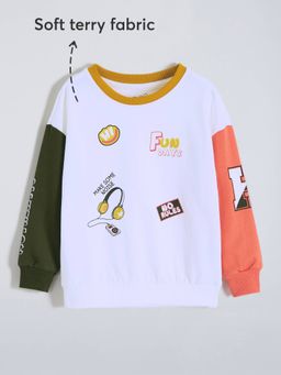 Hopscotch - Boys White Cotton Round Neck Sweatshirt