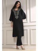 Black color option, Currently selected
