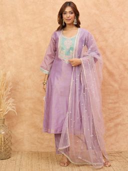Varanga - Women Lavender Silk Blend Embroidered Kurta with Pant & Dupatta