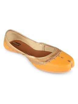 Desi Colour - Mustard Lucky Juttis