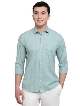 Park Avenue - Green Pure Cotton Full Sleeves Pure Cotton Slim Fit Checks Shirt