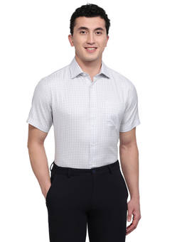 Park Avenue - White Pure Cotton Half Sleeves Pure Cotton Regular Fit Checks Shirt