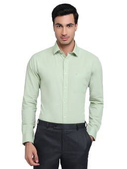 Raymond - Green Pure Cotton Full Sleeves Pure Cotton Slim Fit Solid Shirt