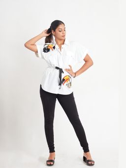 Richaa Goenka - White Comfort Fit Cotton Drawstring Embroidered Shirt