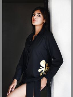 Richaa Goenka - Black Comfort Fit Cotton Shirt