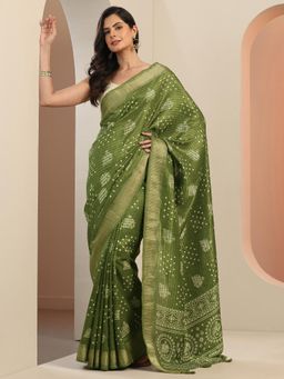 Libas - Green Motif Pintuck Saree With Woven Design Border And Unstitched Blouse Piece