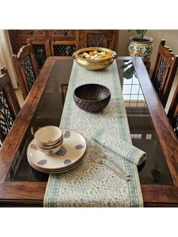 Akira Furnishings - Floral Whispers Machine Washable Table Runner In Elegant Print (4 Seaters)