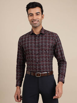 Metal - Maroon Checked Cotton Slim Fit Formal Shirt for Men