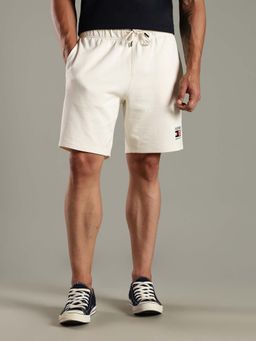 Tommy Hilfiger - Cream Regular Fit Logo Mid Rise Shorts