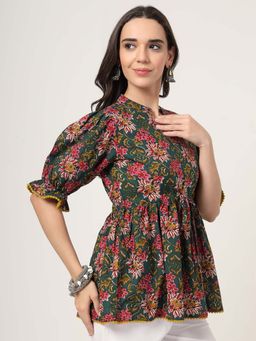 Style Quotient - Women Green Printed Top